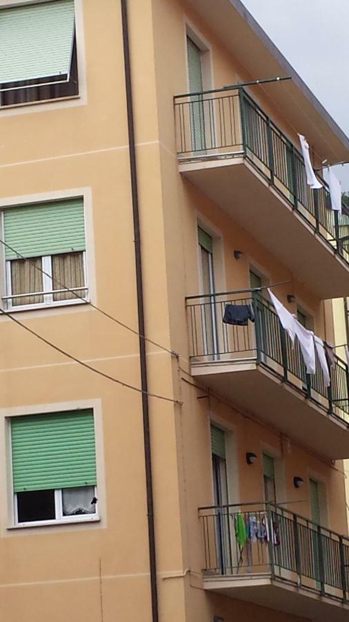Appartamenti Enrica Moneglia Exterior foto
